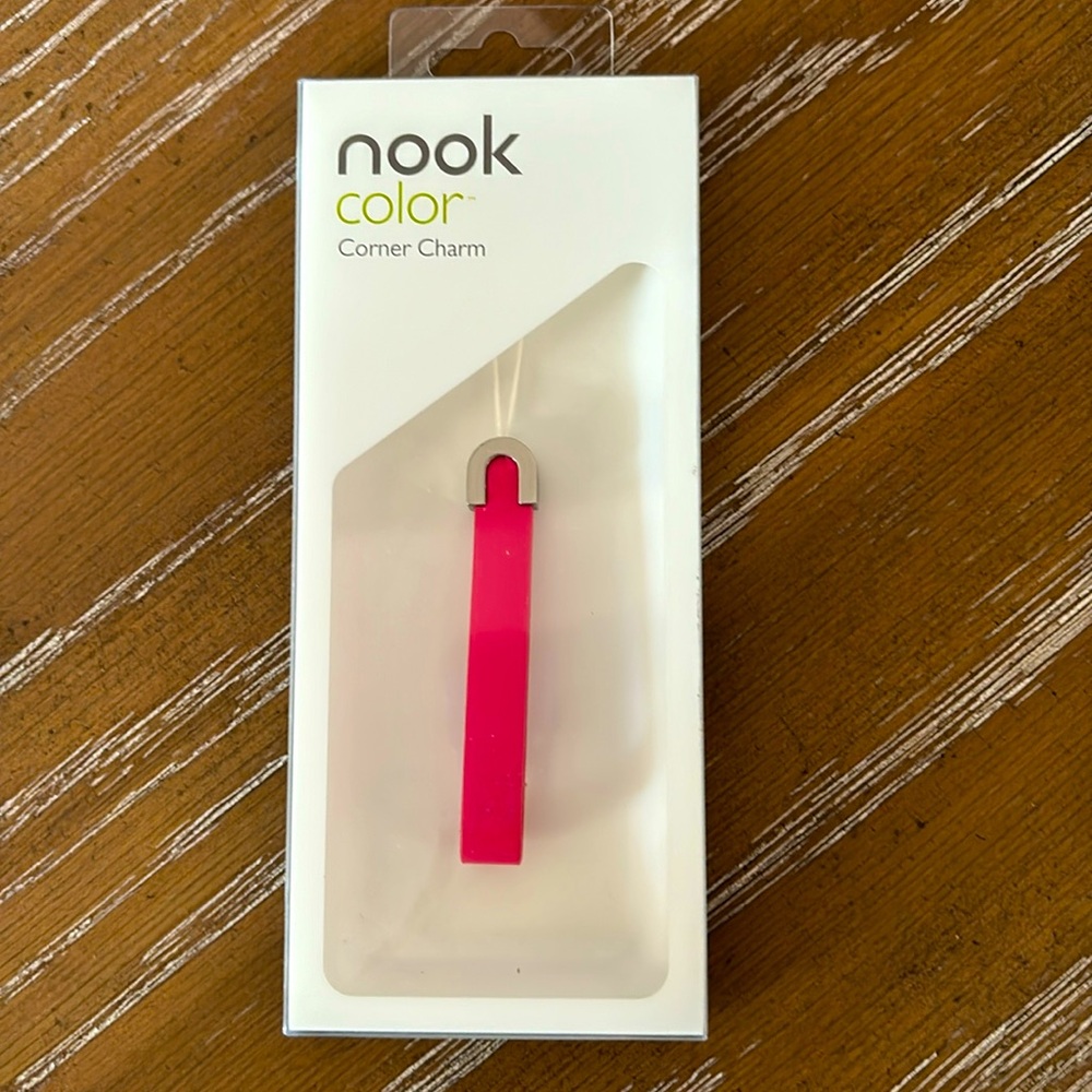 Nook color pink corner charm